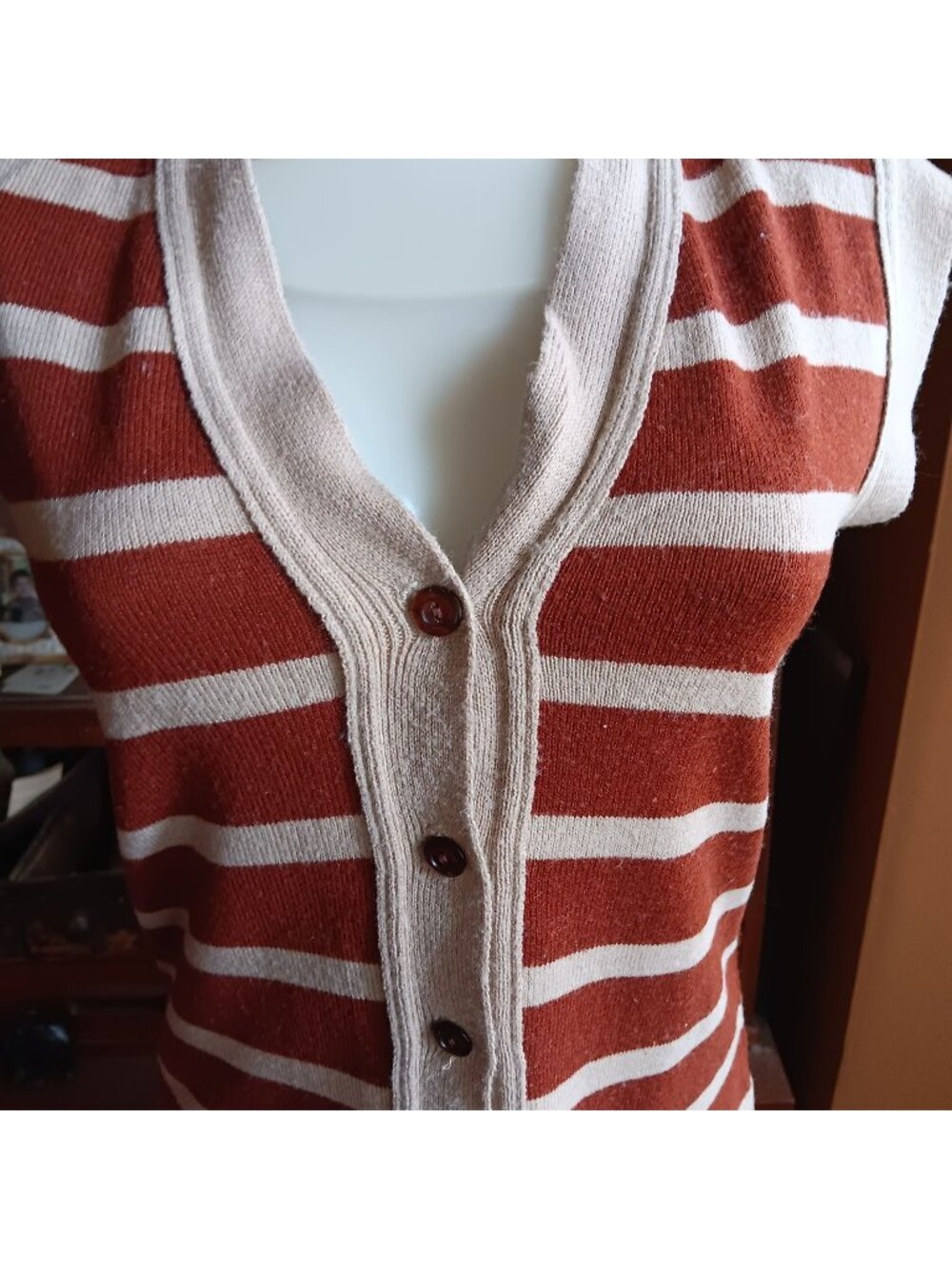 True Vintage Sweater Vest Top Medium Sleeveless Striped Button-Up 1970's Boho